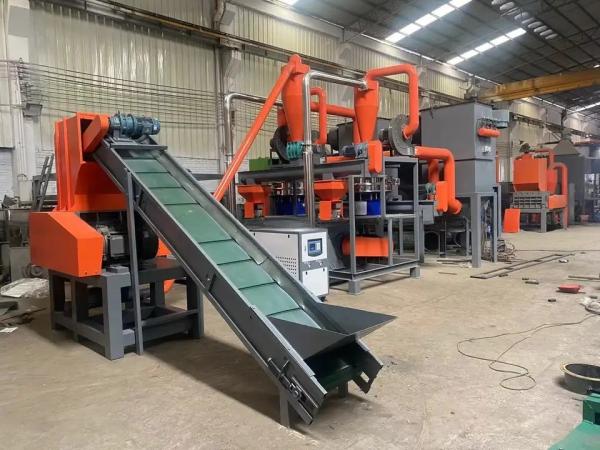 Processos de reciclagem de placas de computador Equipamento avançado de refino de metais preciosos para resíduos electrónicos