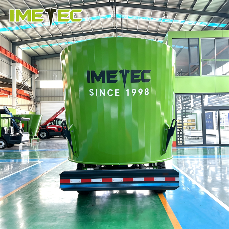 Precision Small Weighing Vertical Tmr Mixer Device Tractor Towed