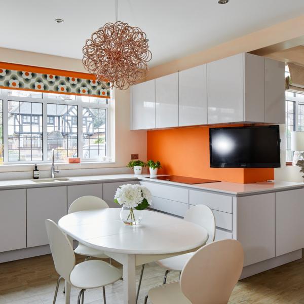 Factory Customized Design Modern Style Kitchen Cabinet White Kitchen Furniture