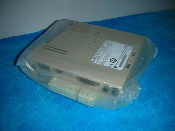 Cacr-R90-S04va de la commande servo nouveau 200-230V original 100W, bonne condition de Yaskawa.