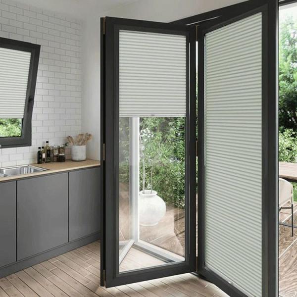 Puertas de patio exteriores plegables de aluminio y vidrio de alta calidad con excelente resistencia a la corrosión