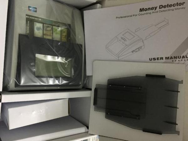 Portable Counterfeit Mini Money Detector for USD EURO portable counterfeit money detector  money stamps detecto
