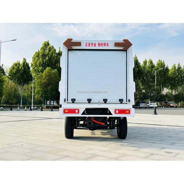 Fully Enclosed Sanitation Cleaning Truck Four Wheel Drive Pure Electric Sprinkler Truck
