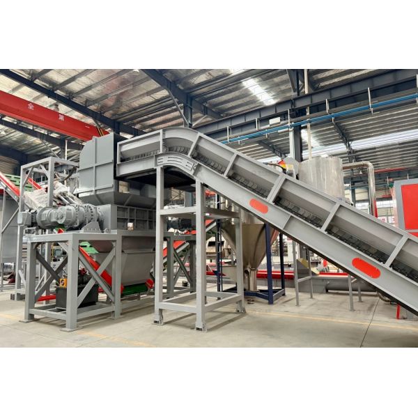 Large Sized Plastic Shredding  Recycling Line Automated Powerful