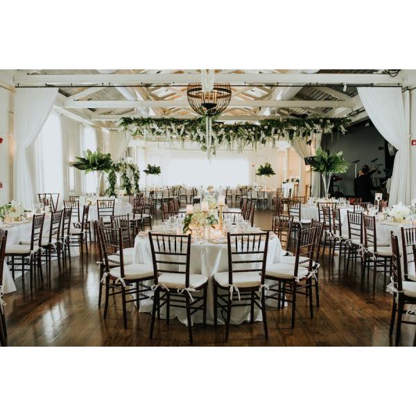 Aluminum Frame White Washed Natural Chiavari Chair For Hotel Banquet Restaurant