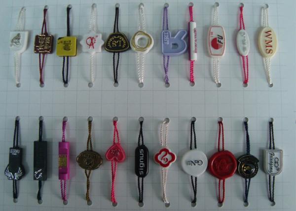 Custom Eco Friendly Clothing Tags Plastic Hang Tags For Garments Any Sizes