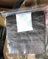 Chine Algues grillées Sushi Nori feuilles de qualité A 100 feuilles Pour le restaurant de sushi coupe complète coupe mi-coupe