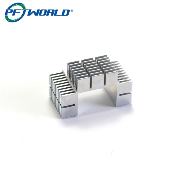 精密部品脱熱器を製粉する注文CNCの機械化アルミニウム プロフィール