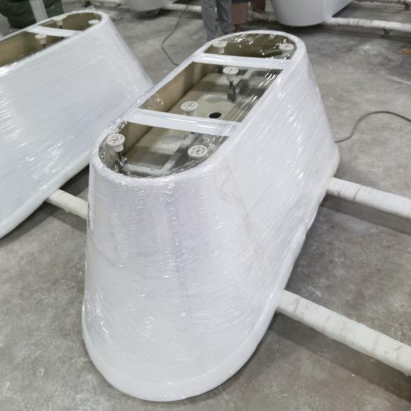 Elegant Design Freestanding Acrylic Massage Bathtub for Your Spa Retreat Experience