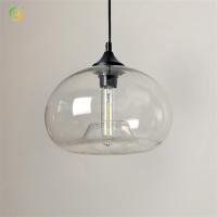 JYLIGHTING Single Head Modern Light Luxury Creative Designer Glass Pendant Light com acabamento de cor personalizado