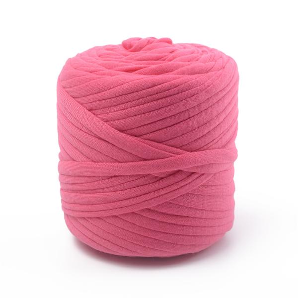 Рука руки футболки вяжет смешанную пряжей пряжу вязания крючком коренастого Merino полиэстера шерстей толстую