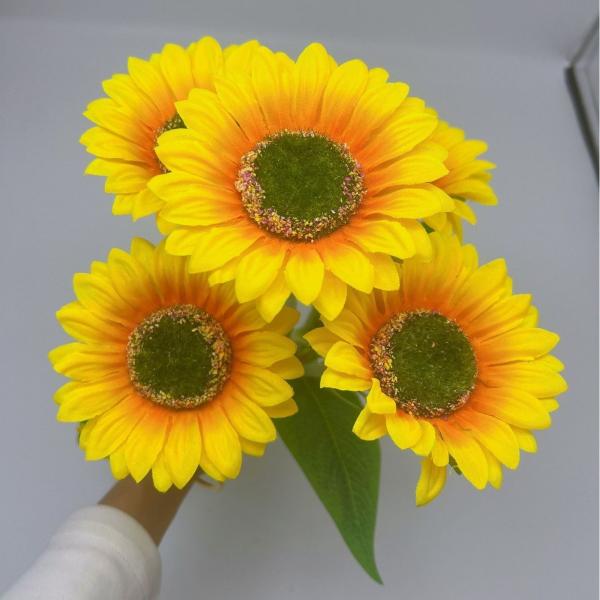 Flores simuladas Flores falsas del girasol Bouquet de flores del girasol Pañuelo de mano Flores Bouquet de bodas Decoración del hotel Flores