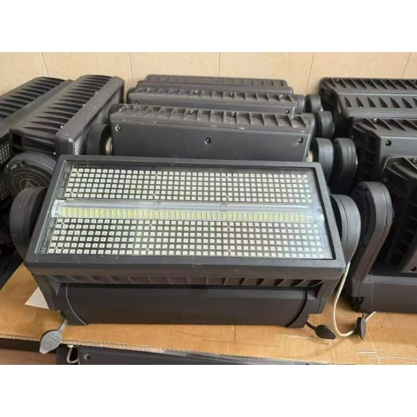Used Shaking-proof Water-Resistant DMX512 RGBW LED Strobe Light S-1000 IP65