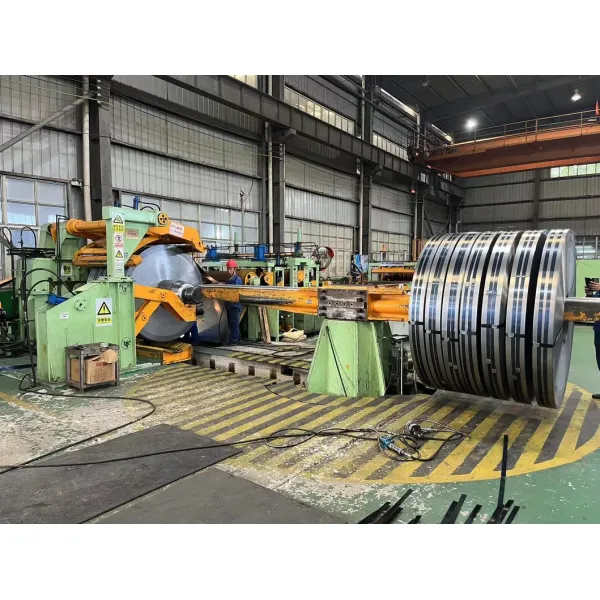 ASTM A240m 410 Cold Rolled 0.1mm 0.2mm Thick 8K Mirror Surface 304 304L Stainless-Steel Strip 201 316L 301 309S 310S Stainless Steel Strip in Coil Price