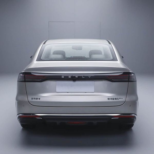 The All-new for Galaxy Starry 6 60km Explore Edition Plug-in Hybrid Sedan with Parking for 180km/h Max Speed 8.5kWh Battery