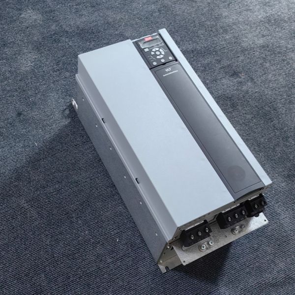 Danfoss VLT Frequency Converter  FC-360H30KT4E20H2XXCDXXSXXXXALBX 134F3022 Danfoss VFD Drives