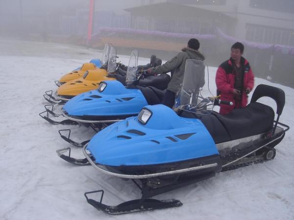 Yamaha400CC Snowmotorcycle Snowmotorbike Blue Snowmobile For Men / Women , Modern Snow Sco