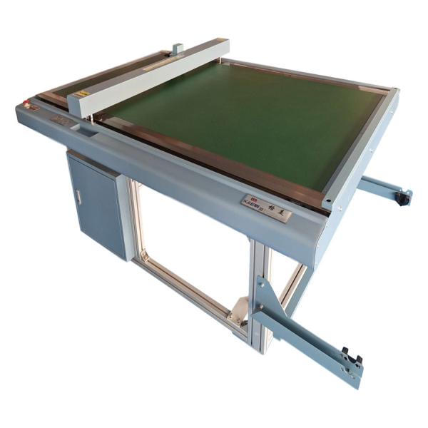 Dual Head HP45 Inkjet Printing Flatbed Cutter Plotter with 456 KG Capacity and 1500x1200mm Print Dimension