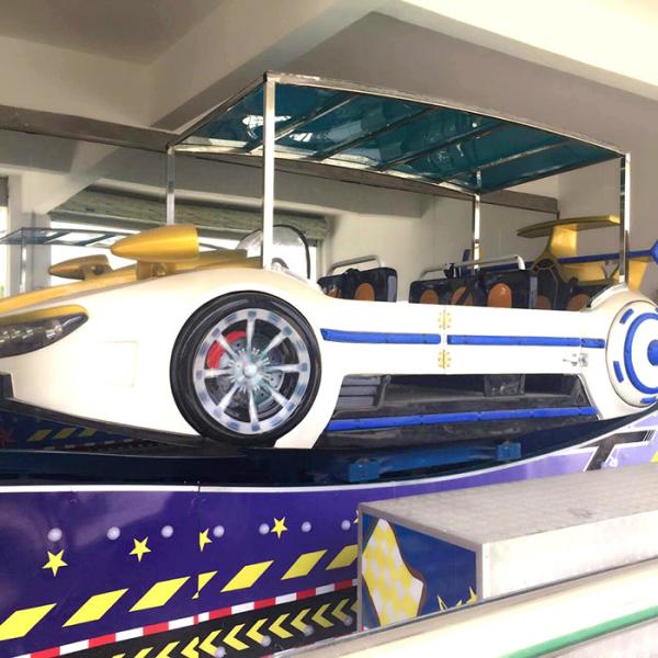 Carro bonde da trilha trotinette interno da máquina de jogo das crianças do voo dos passeios do mini