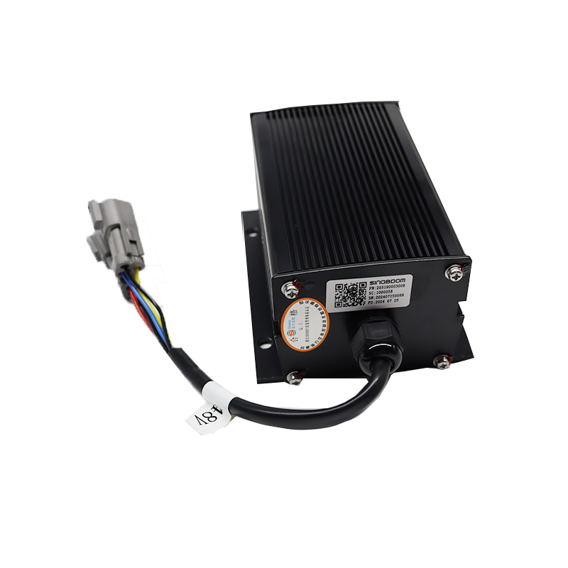 Forklift DCDC Converter with Contactless Switch Technology, Pre-Charge Protection, and IP65 Protection for Reliable On-Board Power Supply