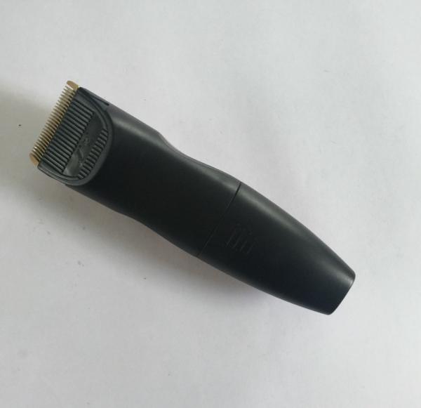 LCD Display Rechargeable Hair Clipper Wireless With Stainless Steel Blade