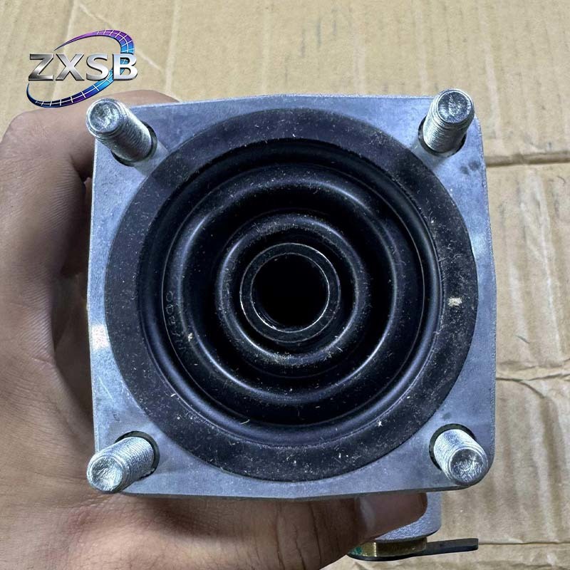 FAW Jiefang J6 Brake Master Cylinder Assembly 3514010-50A Hydraulic Brake System Parts