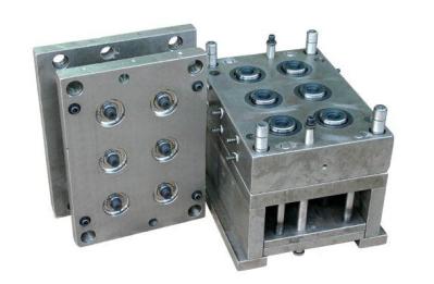 Seis moldes plásticos da inserção das cavidades, modelagem por injeção feita sob encomenda do DME