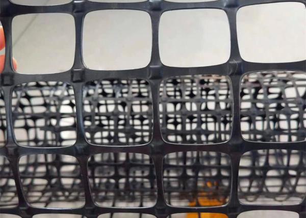 Plastic Pp Biaxial Geogrid 5.9 Meters Width High Tensile Strength
