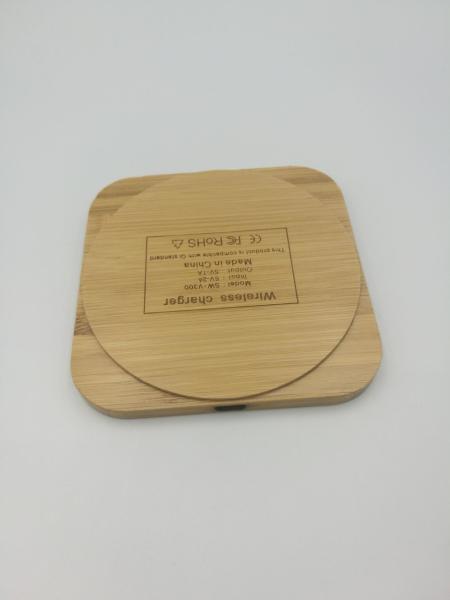 Environmental Bamboo Made 5W Square Portable Wireless Charger 5V 2-3A