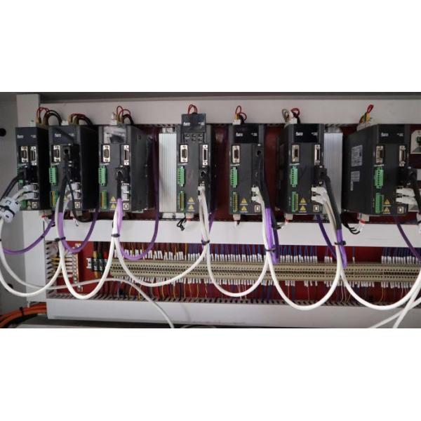 Машина расточкой CNC шкафа 6, который шкафа панели MDF встали на сторону с системой управления LNC