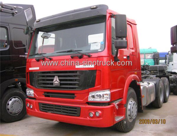 Two Axle Prime Mover Truck , 4 x 2  Driving 336 Horse Power 10 Speeds Transmission