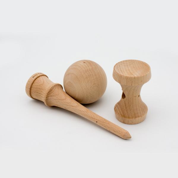 De 2 a 4 años de edad, juguete de rompecabezas de madera con logotipo de láser Kendama 190 x 70 mm