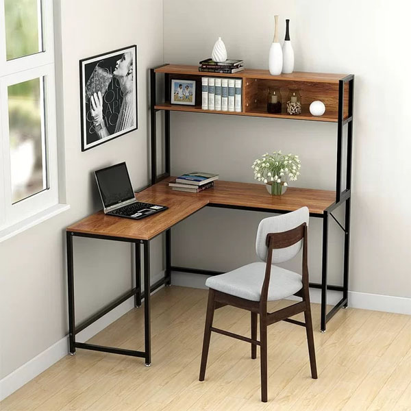 Customized Soho Solid Wood Gaming L Shape Desk with Metal Legs and Book Shelf Storage