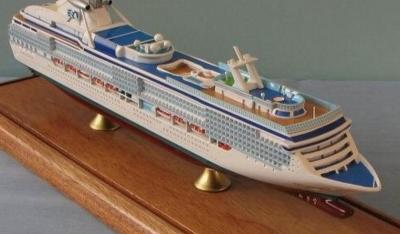 Coral Princess Toy Cruise Ship Model , Ocean Liner Models With Alloy Casting Container Material