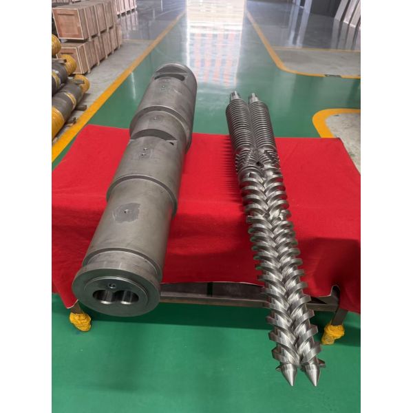 Nitriding And Chrome Plating Conical Twin Screw and Barrel with HRC58-62 Hardness and 0-60rpm Rotation Speed