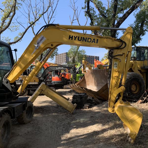 Хорошее состояние использованная Корея Hyundai 60w колесный экскаватор с оригинальным гидравлическим цилиндром