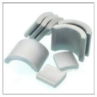 Aimant permanent de ferrite de segment de feuille de bloc 4300 GS pour le moteur de démarreur
