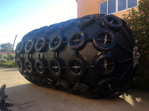 Шлюпка пневматической покрышки воздушных судн обвайзеров дока корабля морской резиновая причаливая обвайзеры 80KPa