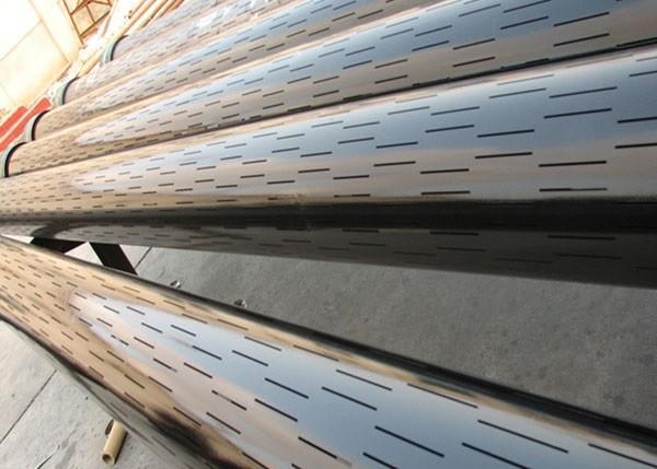 Slotted Liner Sand Control Screen , Straight / Staggered Slotted Casing Pipe