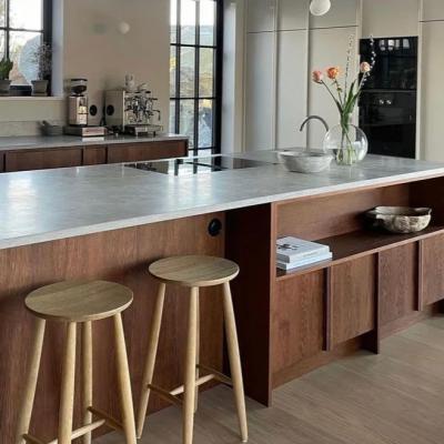 Nouveau matériel de porte en bois moderne de luxe Armoires de cuisine en bois pour villa