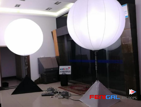 Customizable 220V LED Hanging Inflatable Lighting Balloons For Exhibition Decoration