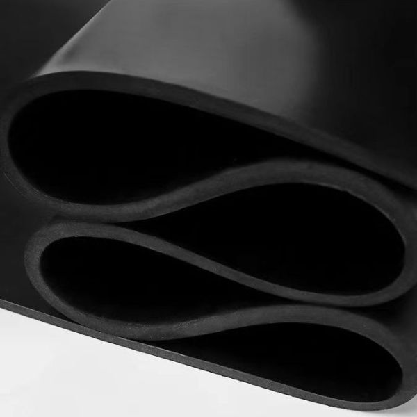 1.2mm Smooth EPDM Roofing Membrane The Ideal Solution to Revitalize Aging Color Steel Roofs