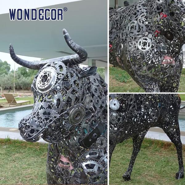 Decoração de arte animal ao ar livre abstrato montagem de peças ocas bisonte escultura de aço inoxidável
