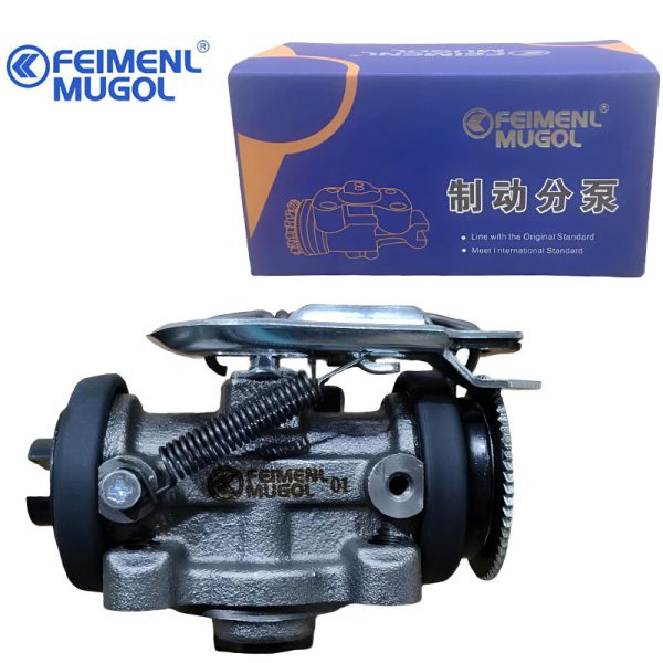 Heavy Duty NKR-3502060B Rear Right Brake Cylinder for JMC Kaiyun & Shunda Built for Commercial Cargo and Transport Applications.