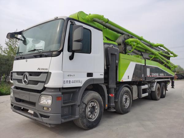 Used Zoomlion 63m Concrete pump truck with Benz Chassis truck 2019 