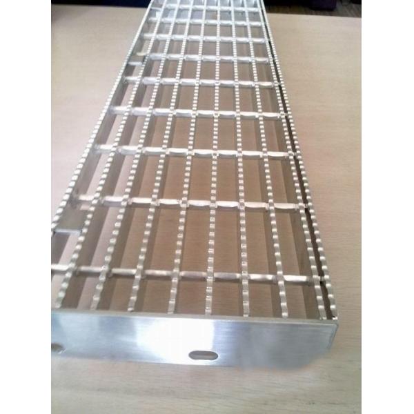 Подгонянная длина гальванизировала стальной образец стиля сетки Серратед дорожкой свободный