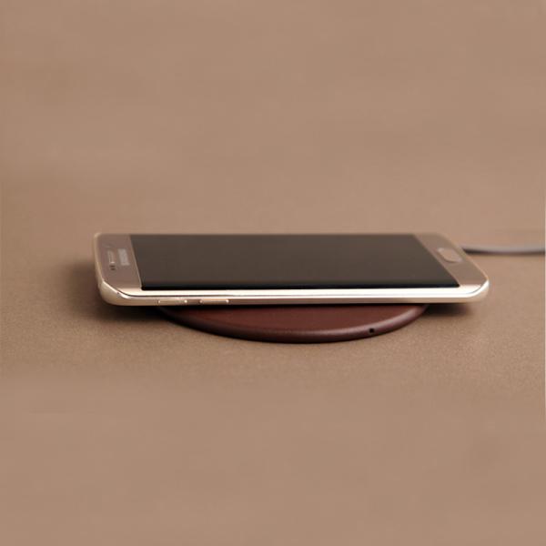 Advanced Wireless Charger Qi Standard Aluminum Pu Water - Proof Traveling Portable