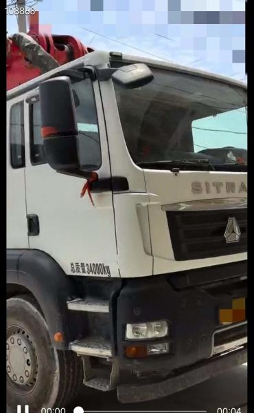 Second Hand Shacman Sitrak Chassis Concrete Pump Truck 49m With Less Working Hours