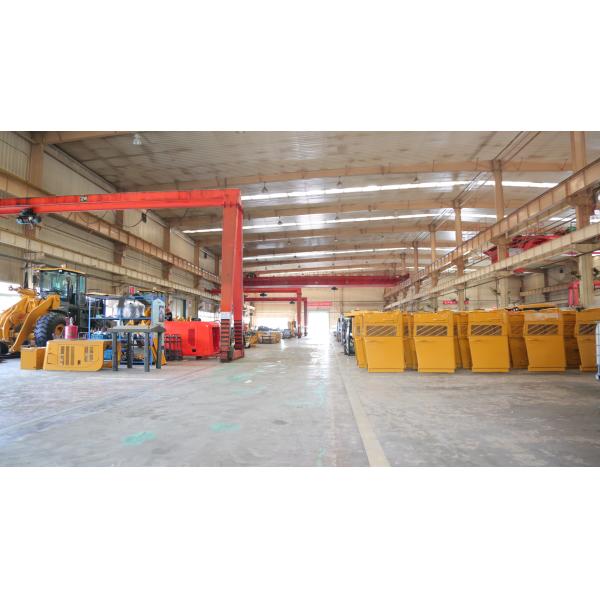 PUNTO DE VENTA ÚNICO Tractor compacto 4x4 totalmente hidráulico con cargador y retroexcavadora