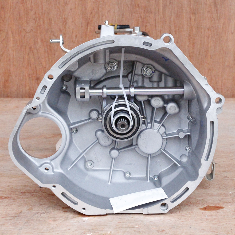 Zpartners MR513B01 Manual Transmission Assembly Gearbox Factory Sale OEM Engine Transmission Parts Silver Housing Replacement